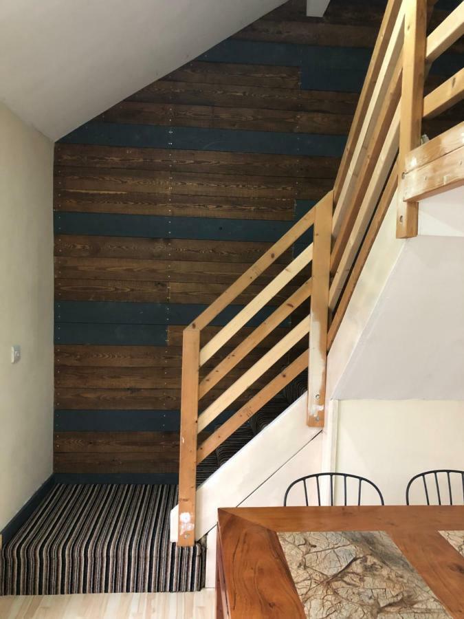 Treetops Flat2 Hall Green B28 버밍엄 외부 사진